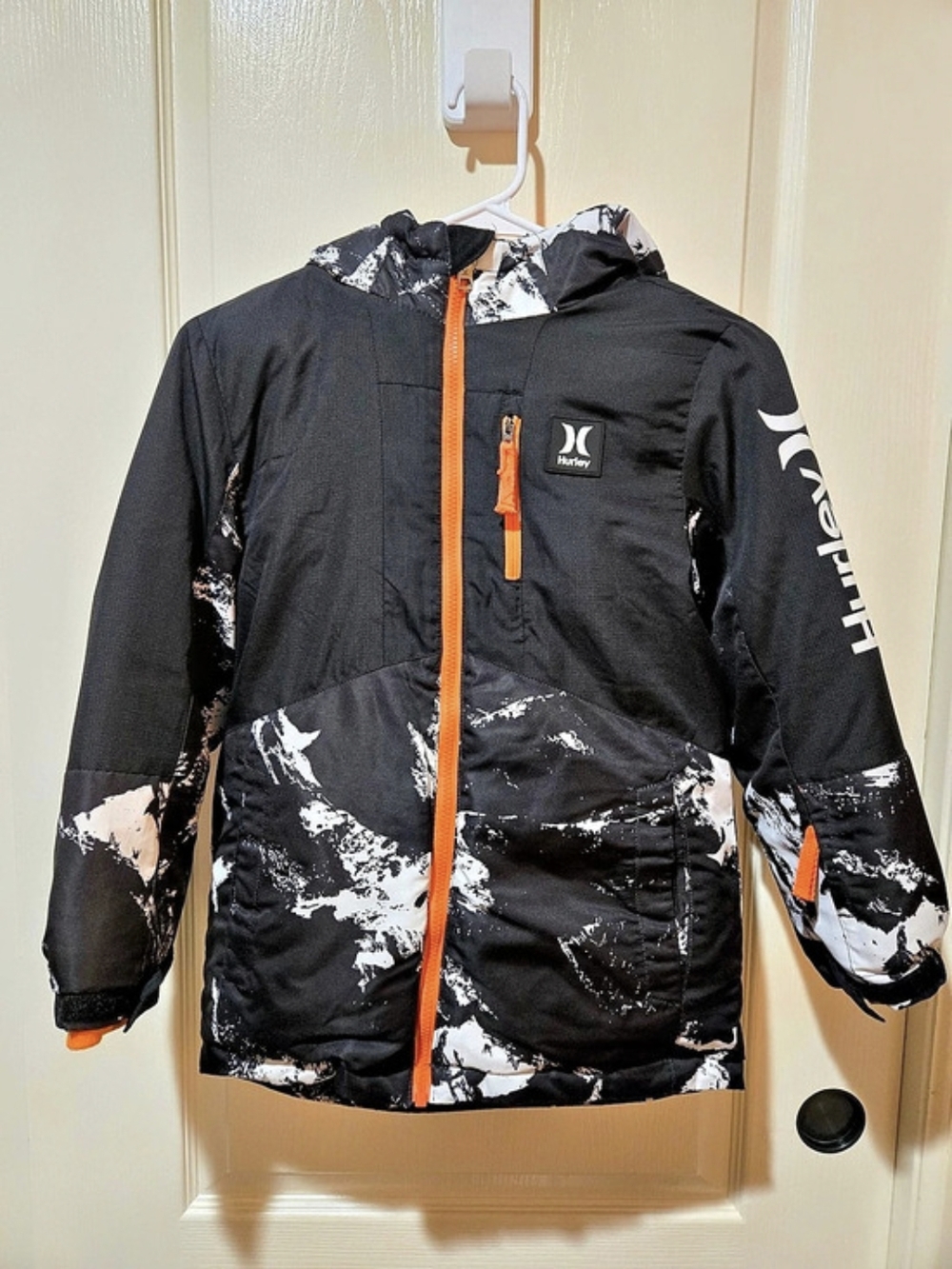 Hurley Big Boys Printed Snowboard Jacket Black & Orange - Size Small 7/8